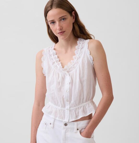 GAP Tops - GAP Eyelet Tie-Front Crop Peplum Top | Sz Medium | White